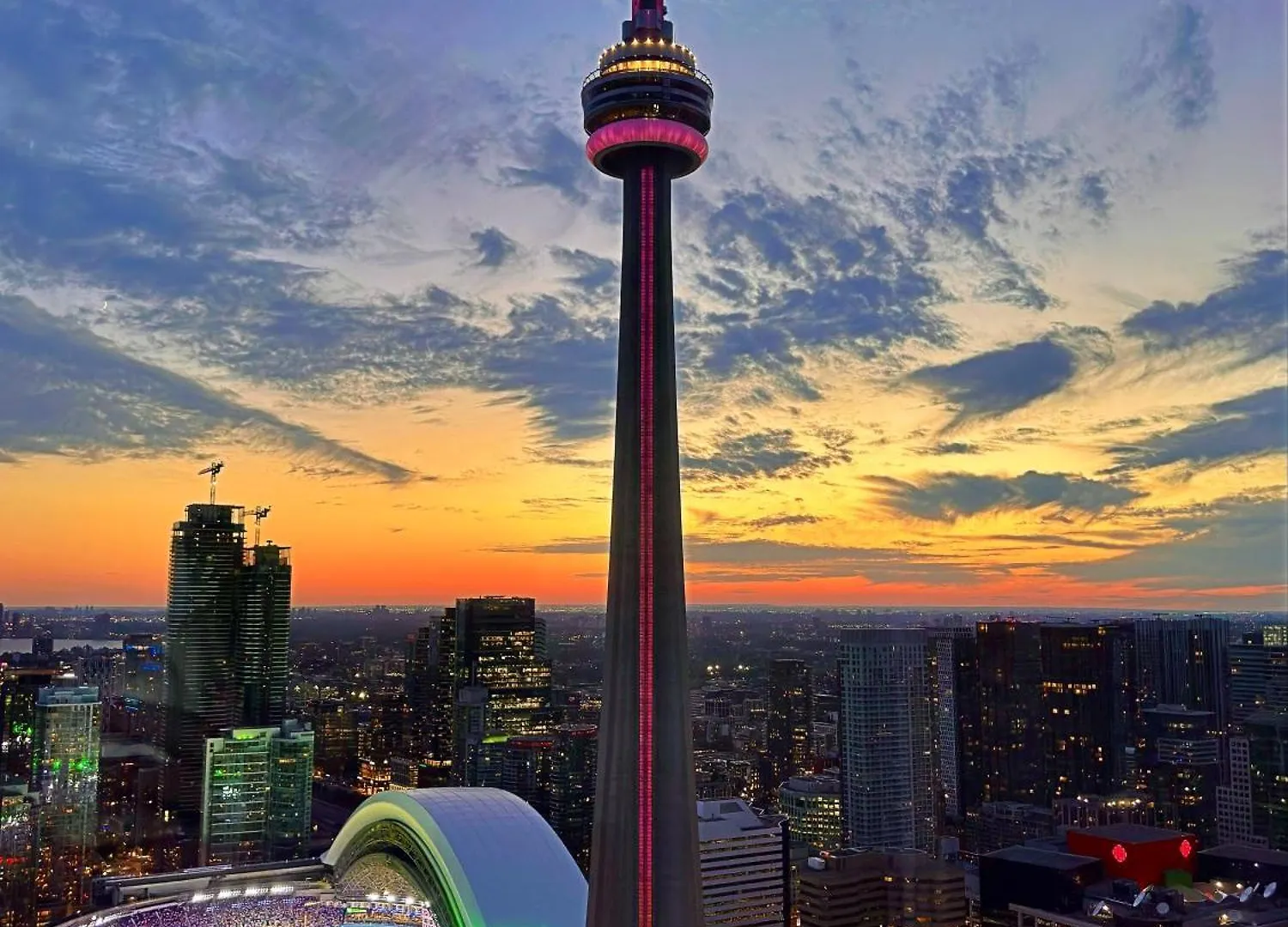 Downtown, Luxury Condo, Cn Tower, Rogers Center, Scocia Arena, Unobstructed View Toronto