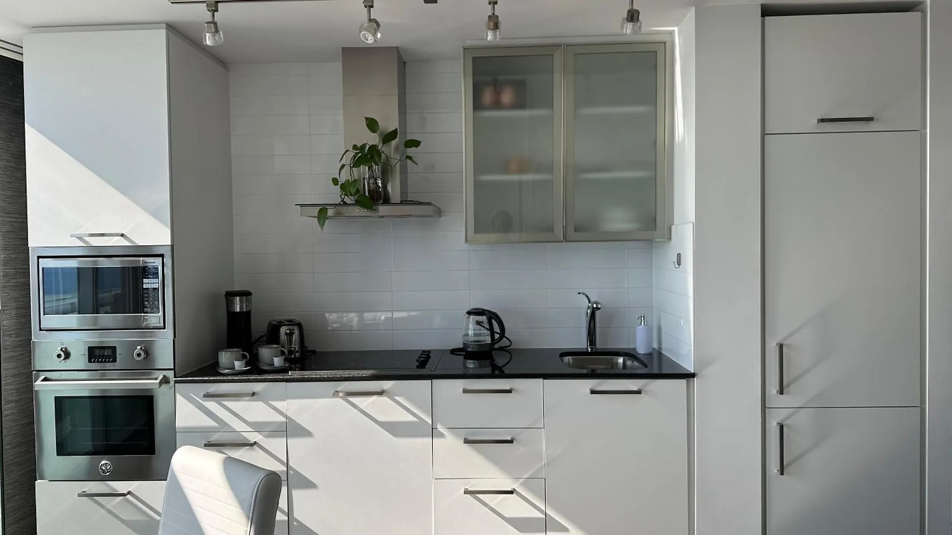 Downtown, Luxury Condo, Cn Tower, Rogers Center, Scocia Arena, Unobstructed View Toronto 0*,